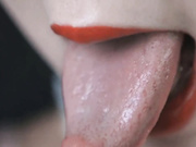 干练短发性感尤物女模特小久久大胆诱惑视频美女的舌头