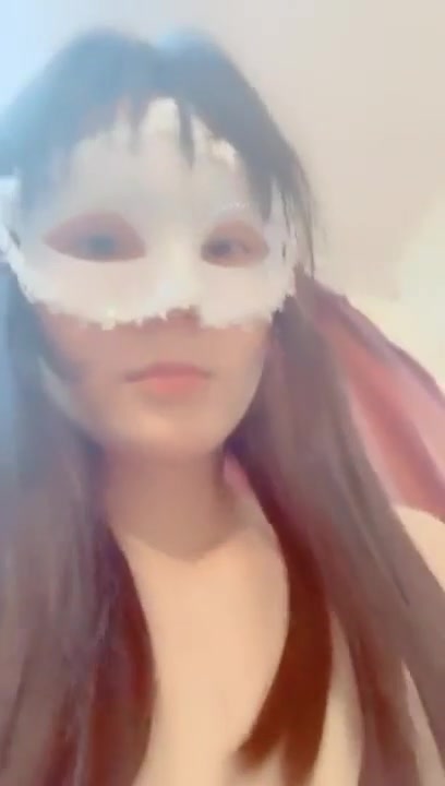 颜值不错挺嫩苗条面罩妹子双人啪啪