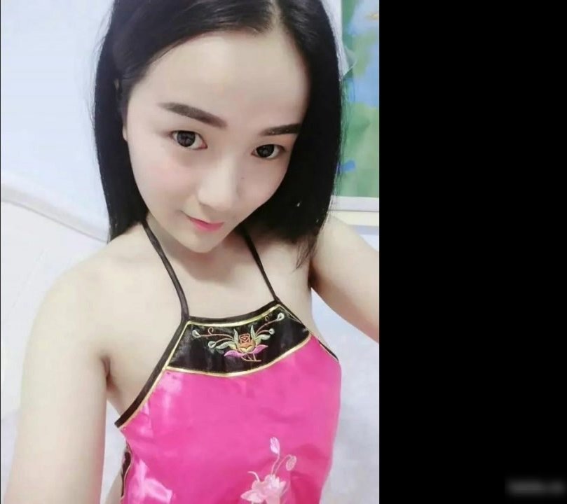 大肚子的富二代周末在美女的闺房里啪啪 小护士很害羞不肯露脸